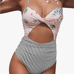 🔥CUPSHE🔥 Bathing suit